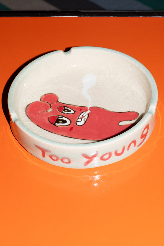 BUNNYCAT Smoke Young Ashtray